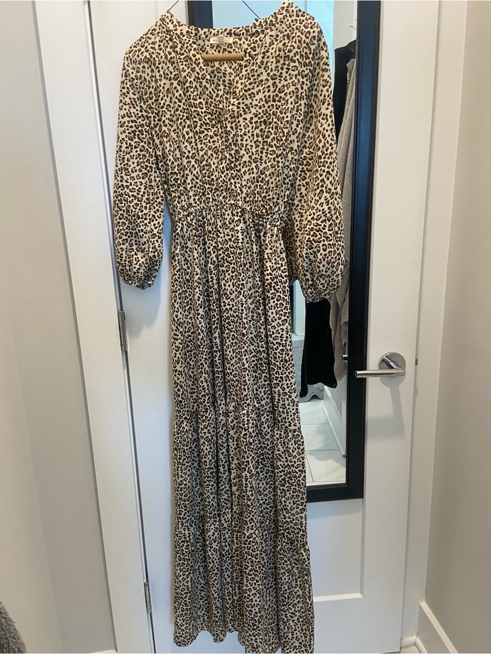 Long leopard dress with slit in front